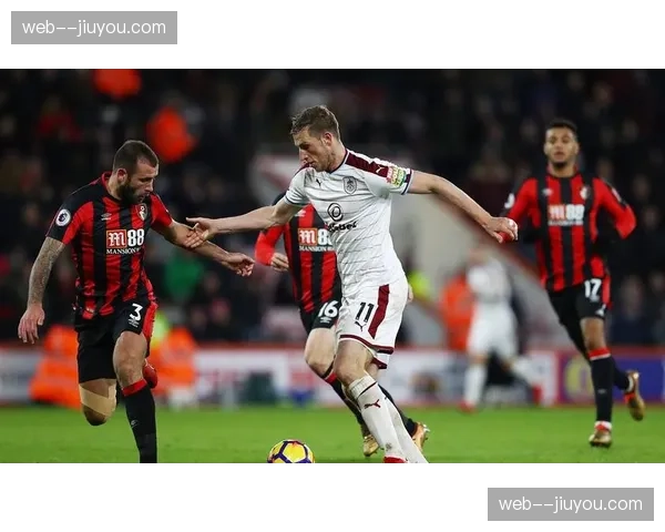 柏林联合客场负于海登海姆，后防线空间利用问题凸显